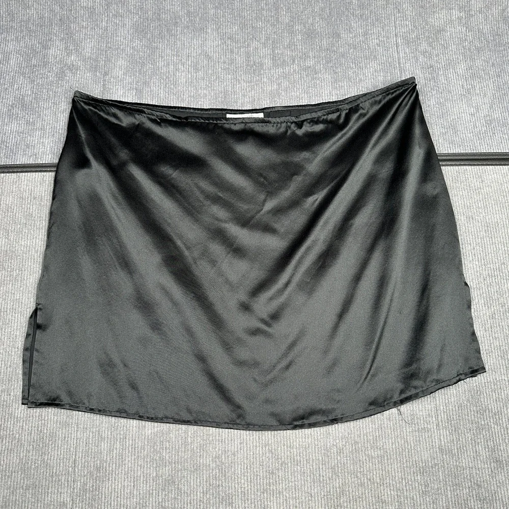 100% Silk Black Mini Skirt Satin Side Slit Size L Vtg Y2k Luxe Bennett Manson